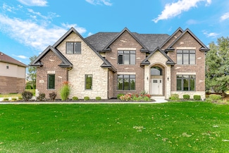 11606 Sapphire Ct, Frankfort, IL 60423