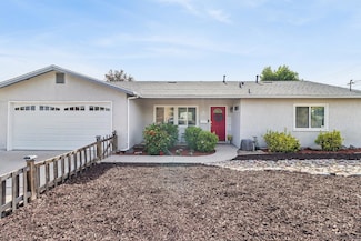 9932 Settle Rd, Santee, CA 92071