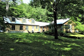 92 Allard Hill Rd, Conway, NH 03818