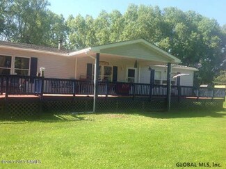 446 Bridge Rd, Crown Point, NY 12928
