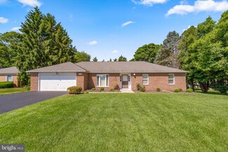 1614 Saint Paul St, Hampstead, MD 21074
