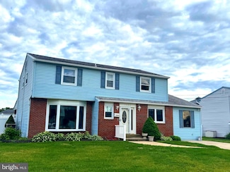 1202 Noreen Dr, Burlington, NJ 08016