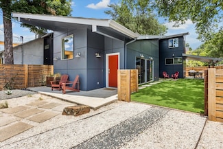 207 Caney St, Austin, TX 78702