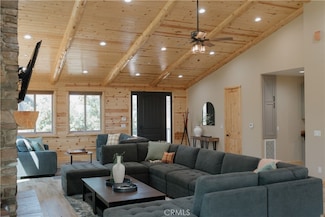 1658 Tuolumne Rd, Big Bear, CA 92314