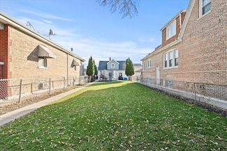 3919 W 62nd St, Chicago, IL 60629