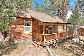 5926 Pine St, Wrightwood, CA 92397