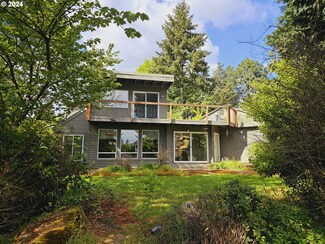 18340 Cornell Place, Gladstone, OR 97027