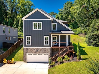 834 Dartmouth St, Chattanooga, TN 37405