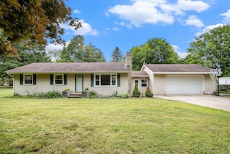 9930 N 16th St, Plainwell, MI 49080