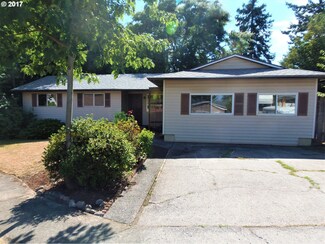 1418 SW 5th Place, Gresham, OR 97080