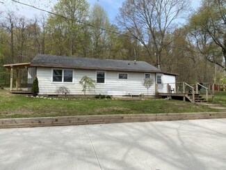 2068 36th St, Allegan, MI 49010