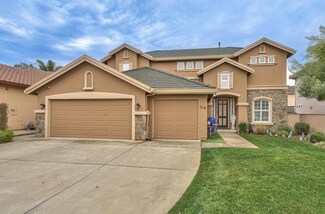 518 Wimbledon Ave, Salinas, CA 93906