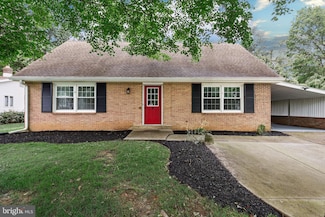 708 S Broad St, Mechanicsburg, PA 17055