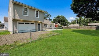 512 Park Ave, Bristol, PA 19007