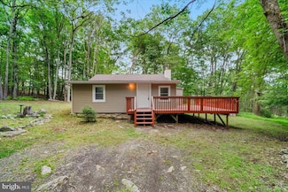134 Halfmoon Ln, East Stroudsburg, PA 18302