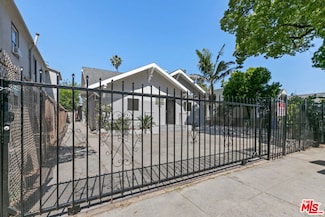 3915 S Budlong Ave, Los Angeles, CA 90037