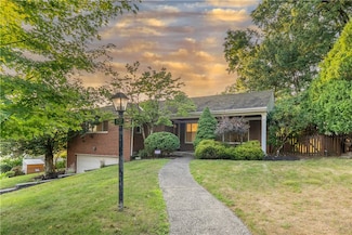 1727 Holly Ln, Pittsburgh, PA 15216