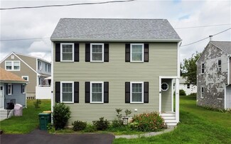 63 Massachusetts Blvd, Portsmouth, RI 02871