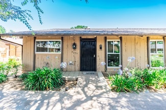 4909 N 7th St Unit S, Fresno, CA 93726