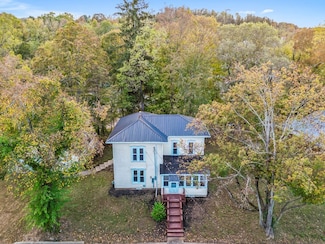 2714 Lucas Perrysville Rd, Lucas, OH 44843