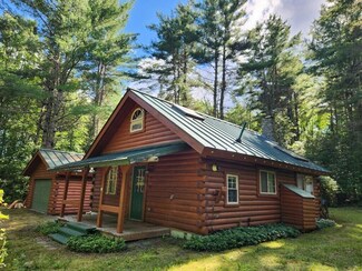 24 Burrough Rd, Dover Foxcroft, ME 04426