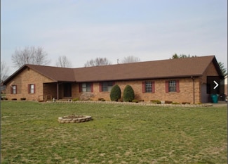 2915 Carriage Hill Dr, Bowling Green, KY 42104