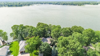 14034 Old Holt Ct, Lindstrom, MN 55045