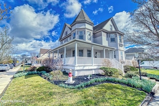 348 River Ave, Point Pleasant Beach, NJ 08742