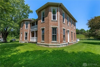 14541 Lower Gratis Rd, Germantown, OH 45325