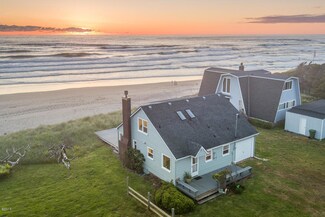 48540 Breakers Blvd, Neskowin, OR 97149