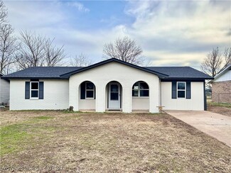 403 South Ave, Spiro, OK 74959