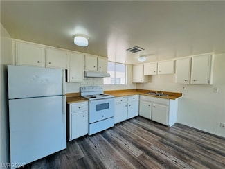 922 N 1st St Unit D, Las Vegas, NV 89101