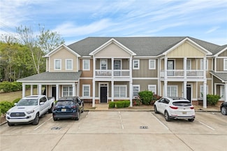 1957 Wire Rd Unit 28, Auburn, AL 36832