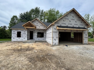 590 Mill Spring Dr, Coatesville, IN 46121
