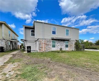 7771 S Coronet Ct, New Orleans, LA 70126