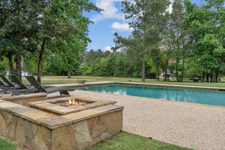 11388 Majestic Dr, Montgomery, TX 77316