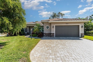 5868 Meriwether Place, Sarasota, FL 34232