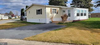 35 Ridgewood Manor, Manheim, PA 17545