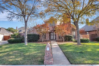 2804 Mesa Ct, Hurst, TX 76054
