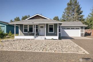 213 N Wynoochee Dr SW, Ocean Shores, WA 98569