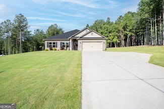 104 Eagle Heights Dr, Maysville, GA 30558
