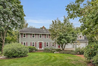 95 Chappy Ln, Salem, NH 03079