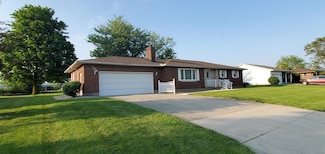 106 Debra Dr, Botkins, OH 45306