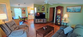 38044 Woodgate Ln, Zephyrhills, FL 33542