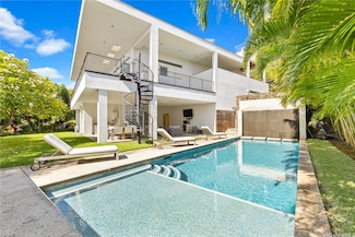 4914 Waa St, Honolulu, HI 96821