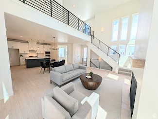 6967 W Lake Ave Unit 324, South Jordan, UT 84009