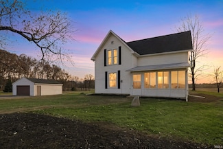 6751 N Mcconnell Rd, Columbia City, IN 46725