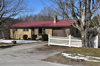 119 Nash Dr, Wallingford, VT 05773