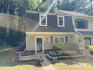 1337 Springlawn Ct, Raleigh, NC 27609