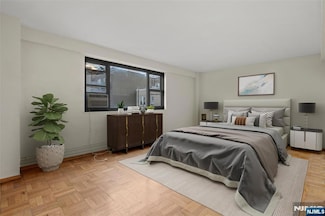 6515 Boulevard E, West New York, NJ 07093